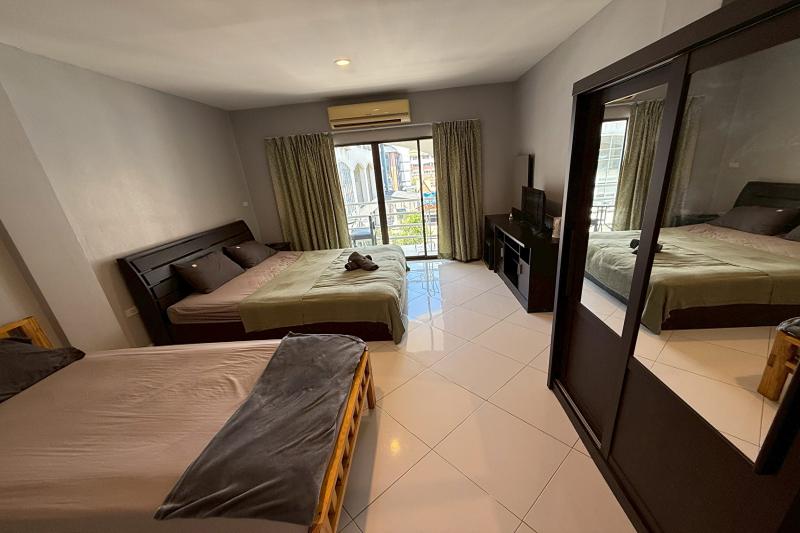 Emerald Hotel Chonburi - Oda