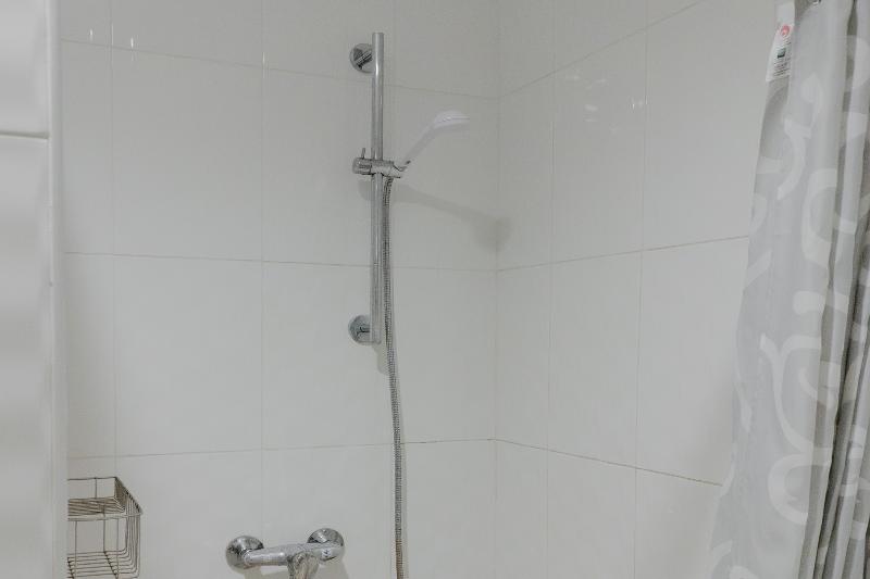 Emerald Hotel Chonburi - Oda