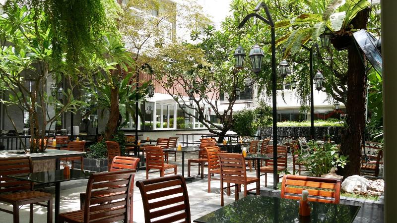 Trang Hotel Bangkok - Restoran