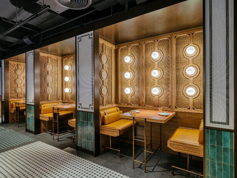 voco Bangkok Hotel Surawong, by IHG - Bar