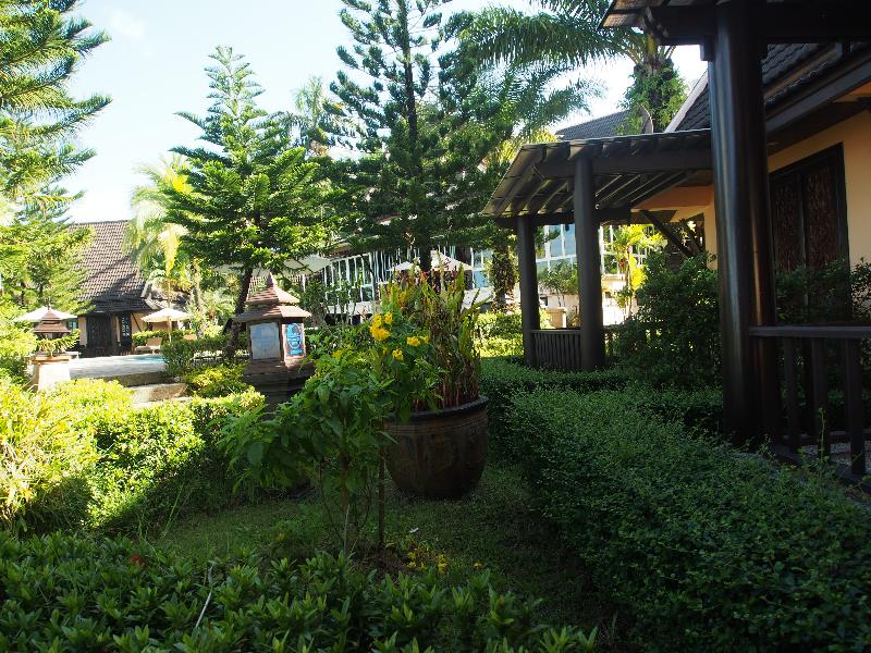 Khao Lak Palm Beach Resort - Oda