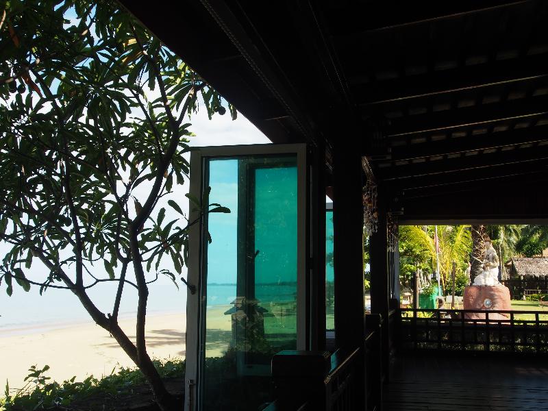 Khao Lak Palm Beach Resort - Plaj