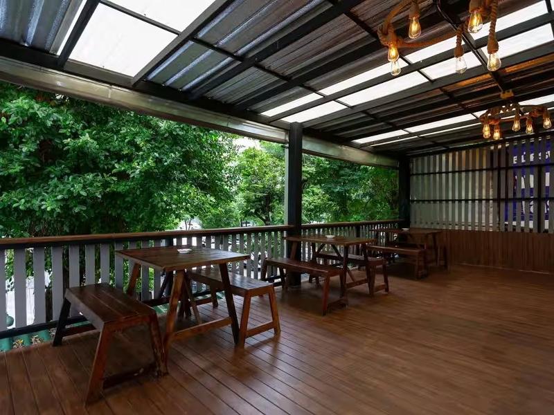 Sukhum Rajamangala-phatthanakan Rooms By Zuzu - Genel
