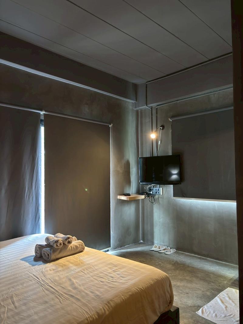 Sukhum Rajamangala-phatthanakan Rooms By Zuzu - Oda