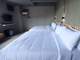 Sukhum Rajamangala-phatthanakan Rooms By Zuzu fotoÄŸrafÄ±