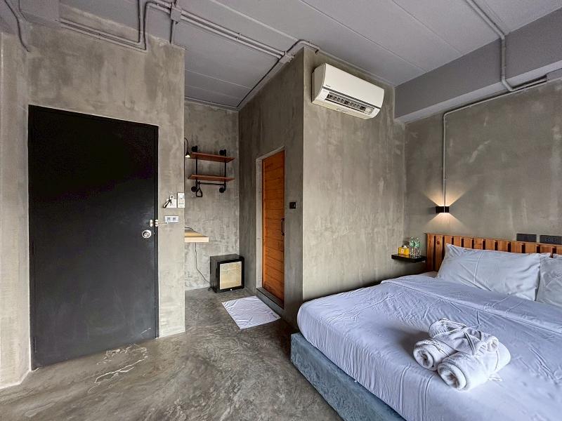 Sukhum Rajamangala-phatthanakan Rooms By Zuzu - Oda