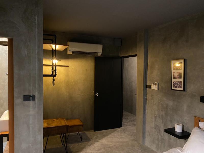 Sukhum Rajamangala-phatthanakan Rooms By Zuzu - Oda
