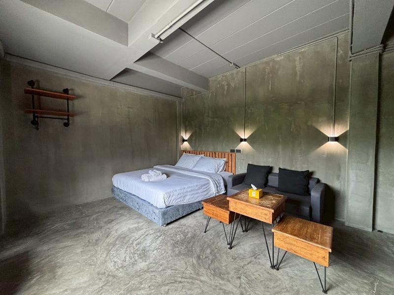 Sukhum Rajamangala-phatthanakan Rooms By Zuzu - Oda