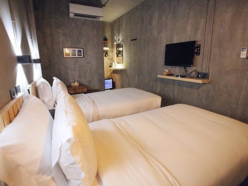 Sukhum Rajamangala-phatthanakan Rooms By Zuzu - Oda