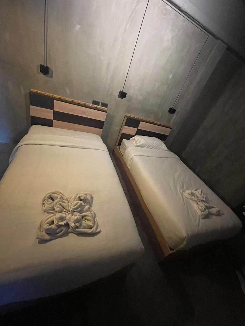 Sukhum Rajamangala-phatthanakan Rooms By Zuzu - Oda