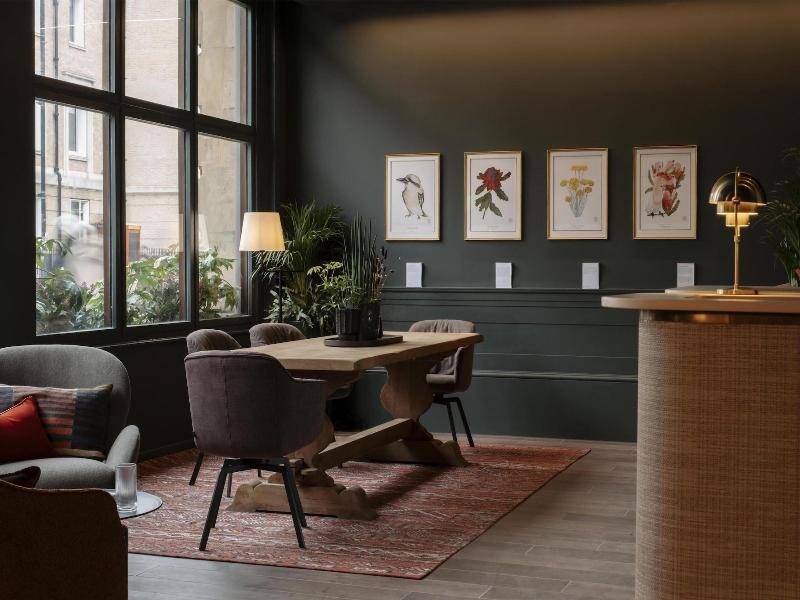 The Hobson Cambridge By Adina - Lobi
