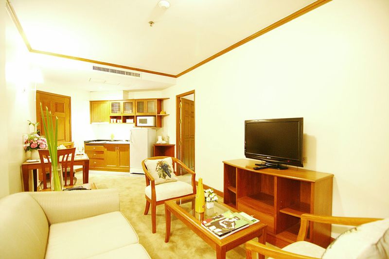Grand Diamond Suites Hotel - Oda