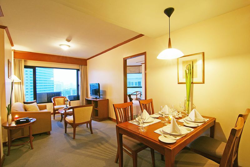 Grand Diamond Suites Hotel - Oda