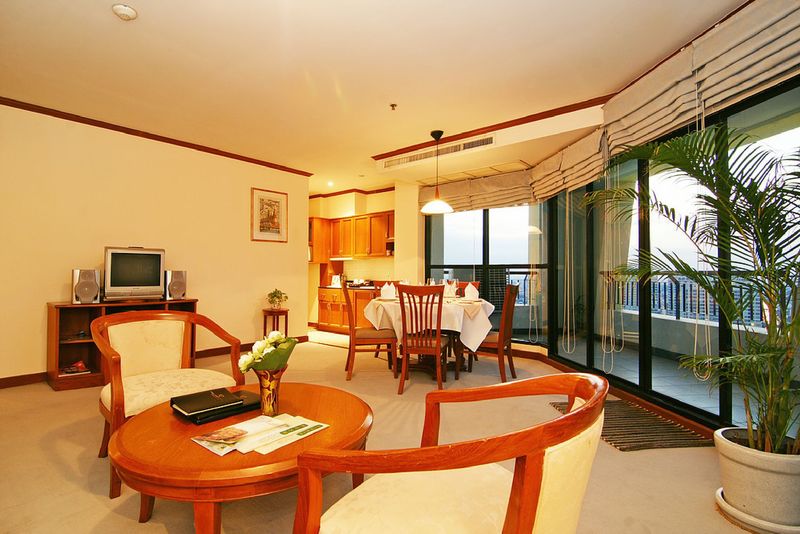 Grand Diamond Suites Hotel - Oda