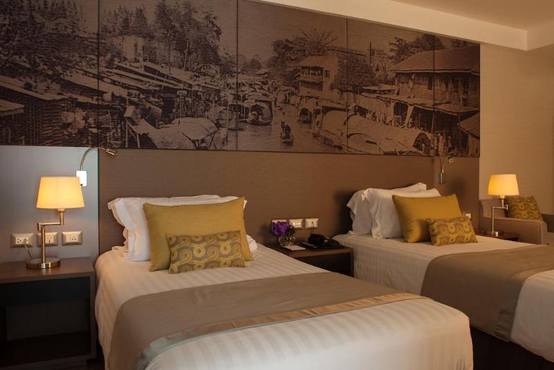 Grand Diamond Suites Hotel - Oda