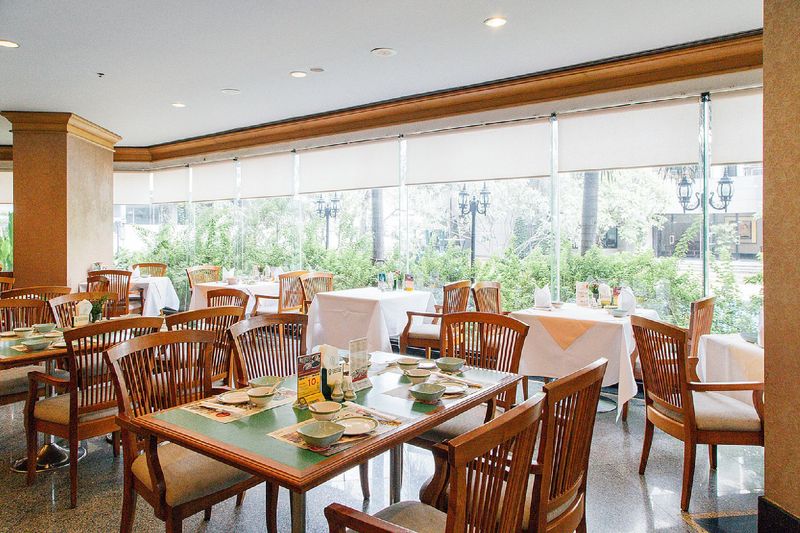 Grand Diamond Suites Hotel - Restoran