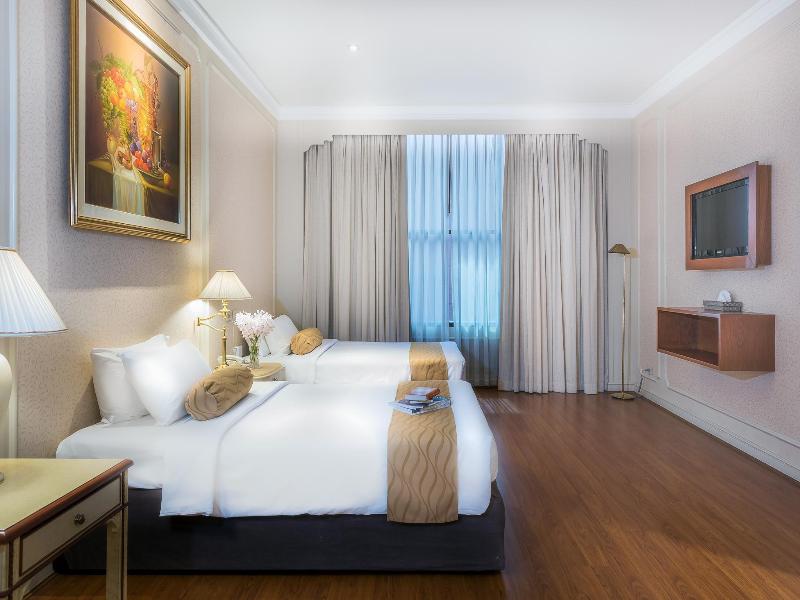 Emerald Hotel Bangkok - Oda