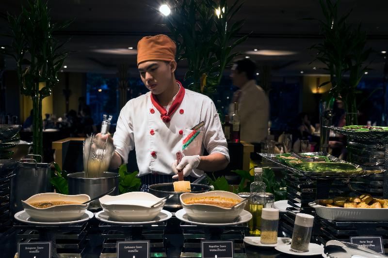 Emerald Hotel Bangkok - Restoran