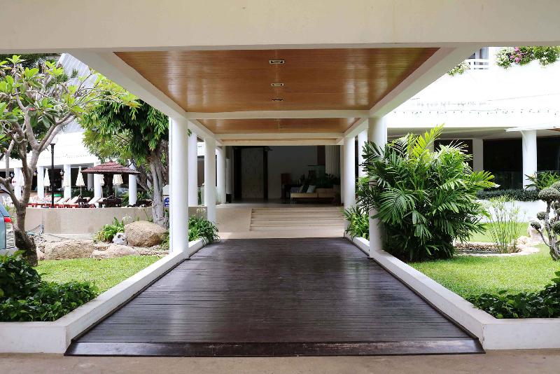 The Cha-Am Methavalai Hotel - Genel