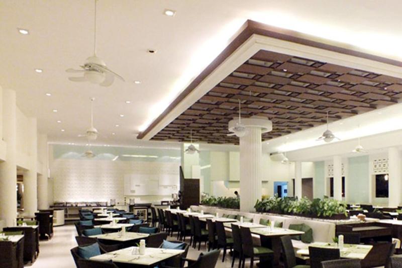 The Cha-Am Methavalai Hotel - Restoran