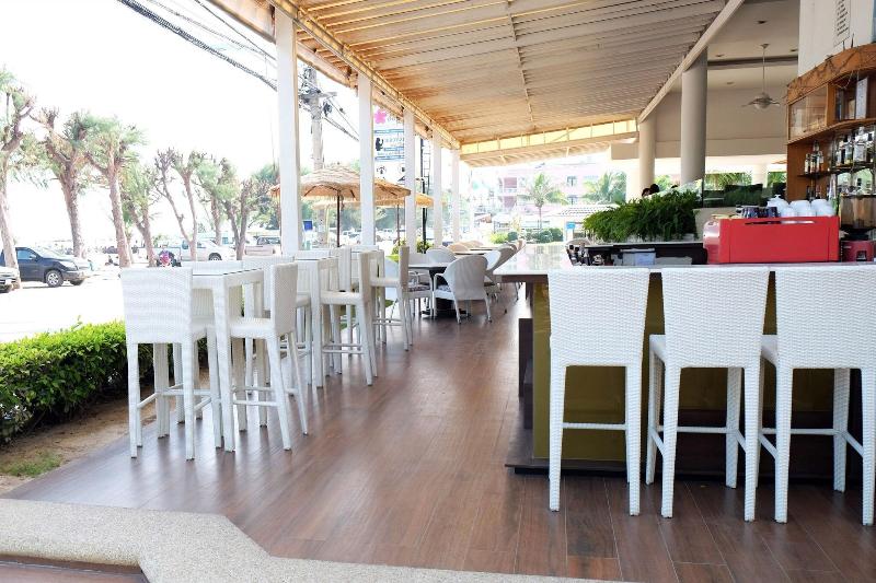 The Cha-Am Methavalai Hotel - Restoran