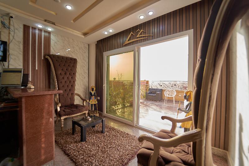 Gardenia Pyramids View Inn - Rooftop - Lobi