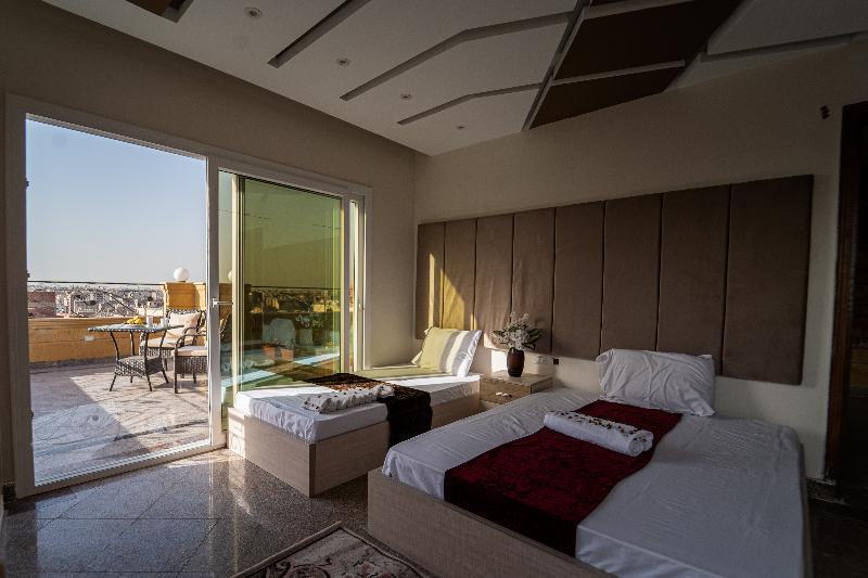 Gardenia Pyramids View Inn - Rooftop - Oda