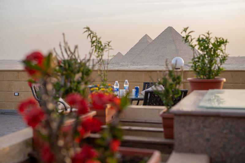 Gardenia Pyramids View Inn - Rooftop - Teras