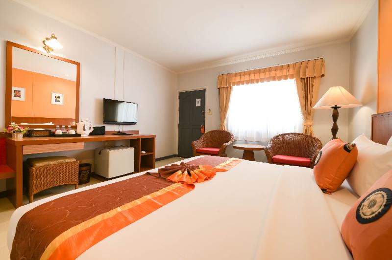 S Lodge Pattaya [formerly know as Sabai Lodge] - Oda