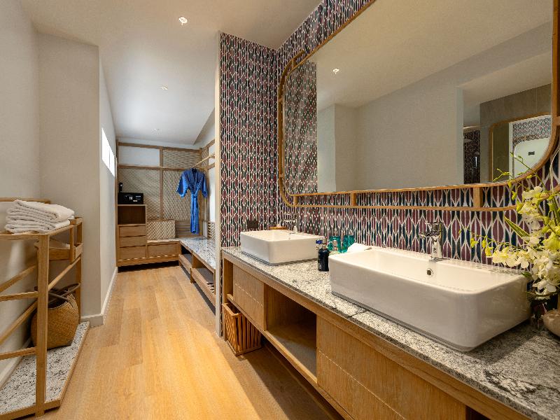 Outrigger Phi Phi Island Resort - Oda