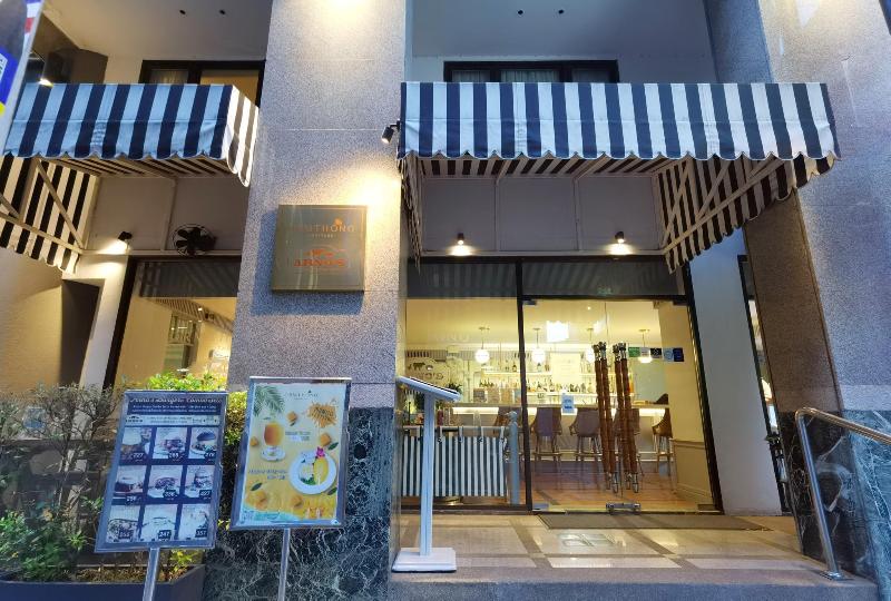 Silom Serene Boutique - Restoran
