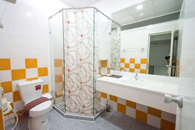 Basaya Beach Hotel & Resort - Oda