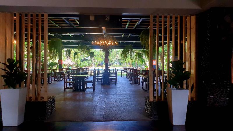 Basaya Beach Hotel & Resort - Restoran