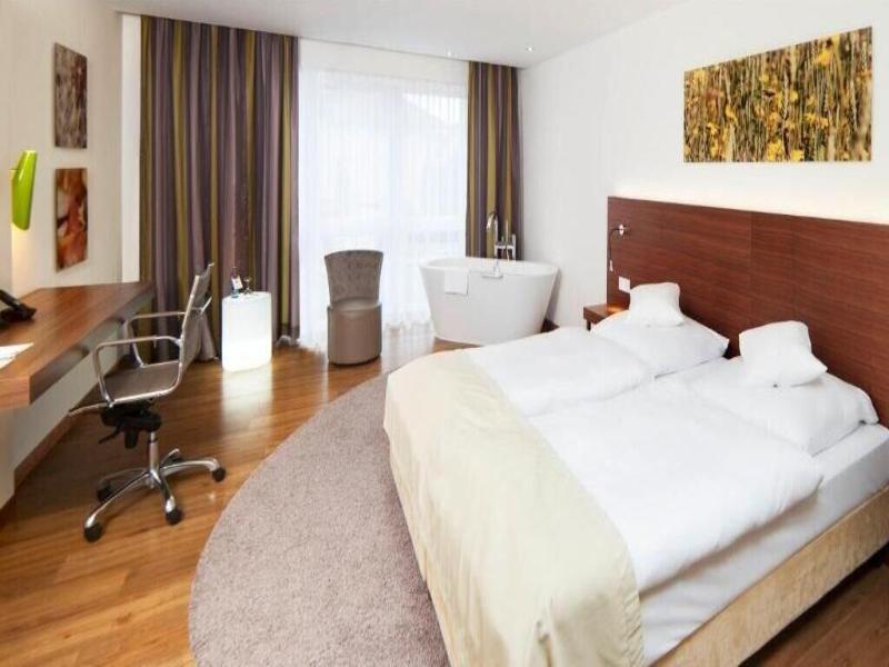 UNO Hotel Wolfsburg Sandkamp - Lobi