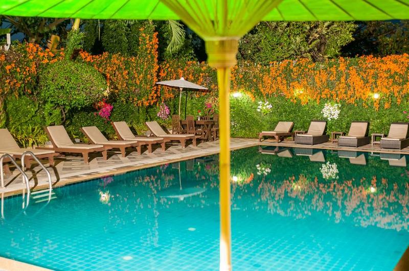 Chiang Mai Gate Hotel - Havuz