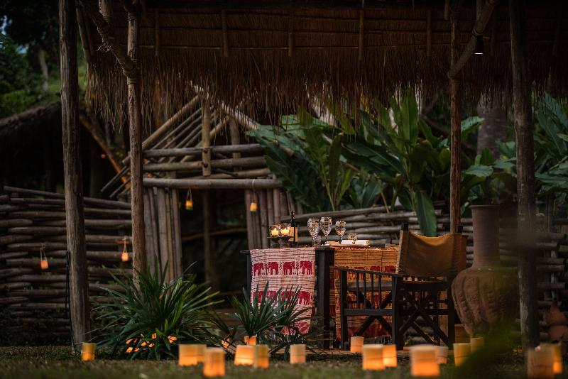 Four Seasons Tented Camp Golden Triangle - Restoran