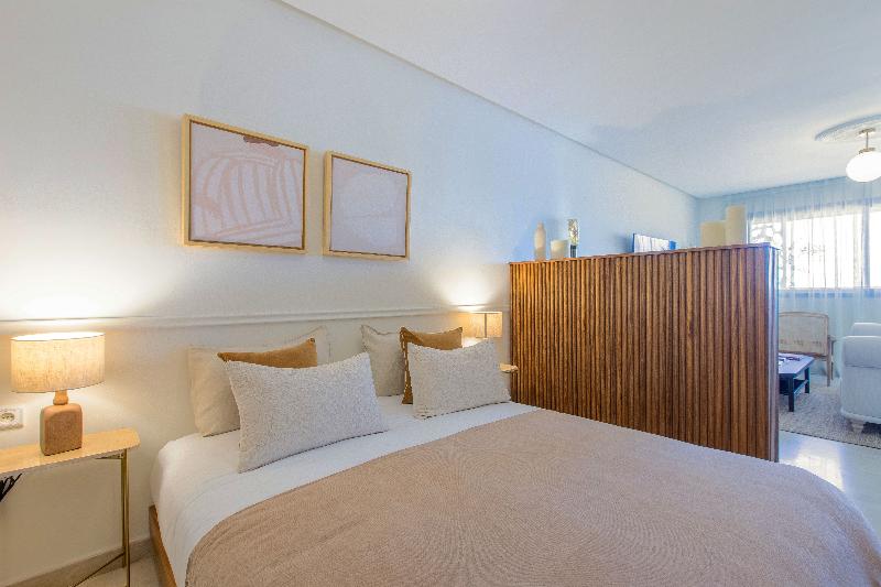 Zari Boutique Aparthotel - Oda
