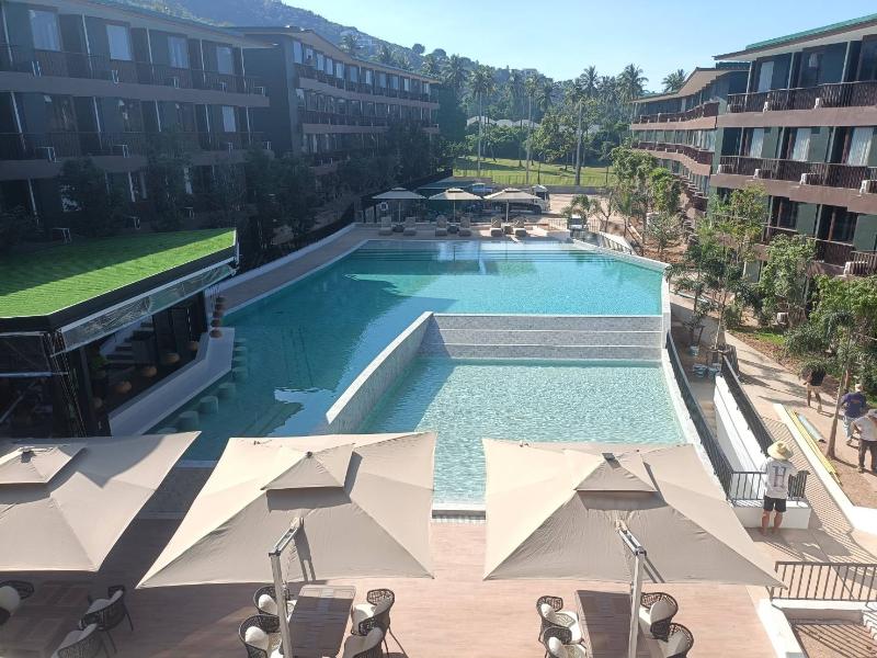 Wyndham Garden Samui Wing - Havuz