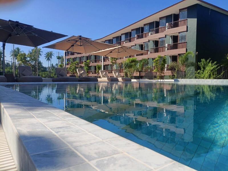 Wyndham Garden Samui Wing - Havuz