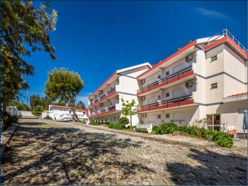Hotel Colmeia - Genel