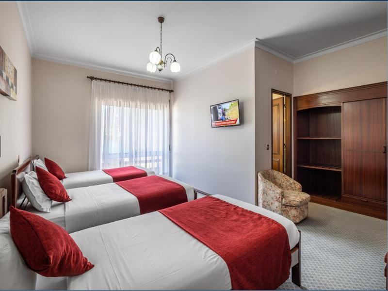 Hotel Colmeia - Oda