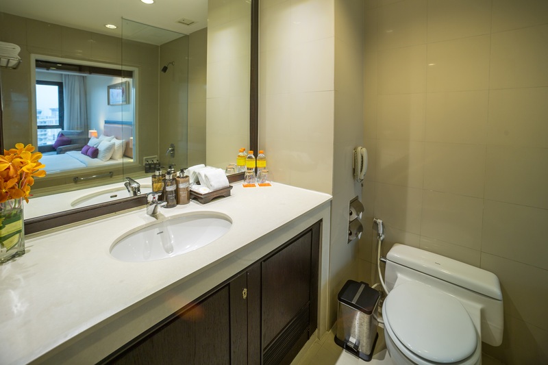 Bandara Suites Silom - Oda