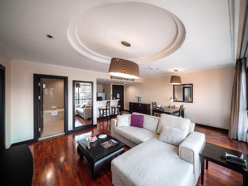 Bandara Suites Silom - Oda