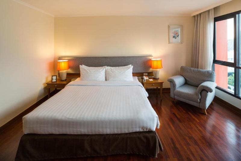 Bandara Suites Silom - Oda