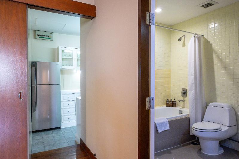 Bandara Suites Silom - Oda