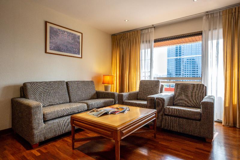 Bandara Suites Silom - Oda