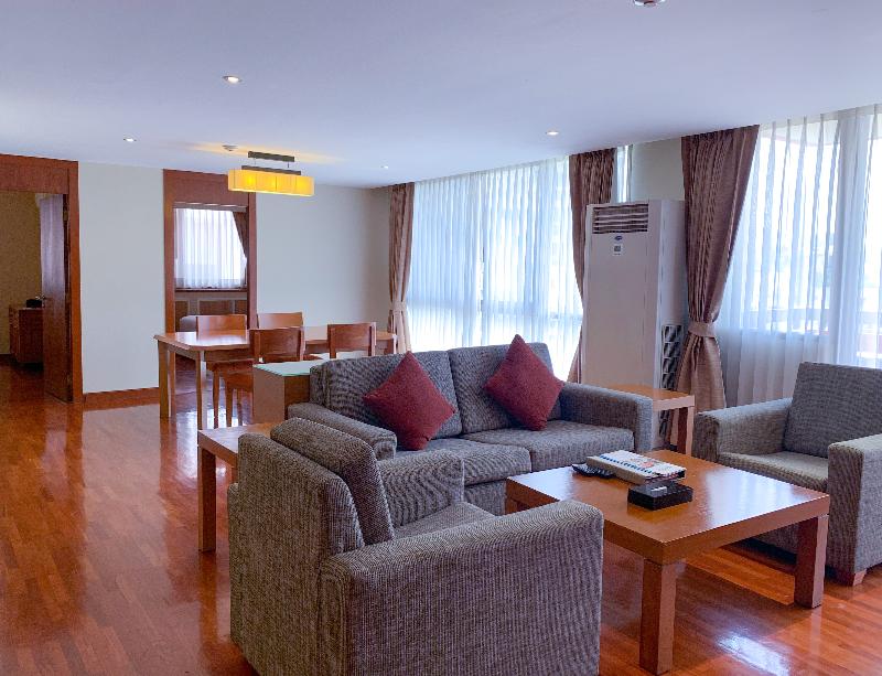 Bandara Suites Silom - Oda