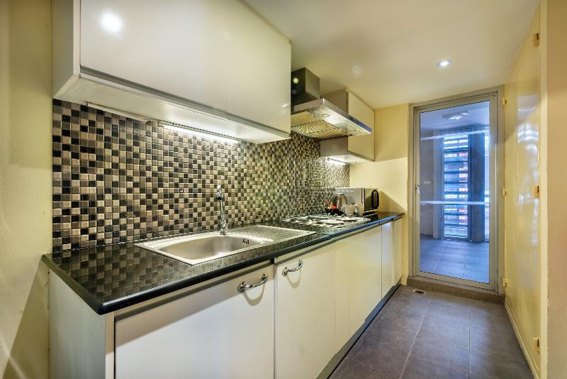Bandara Suites Silom - Oda