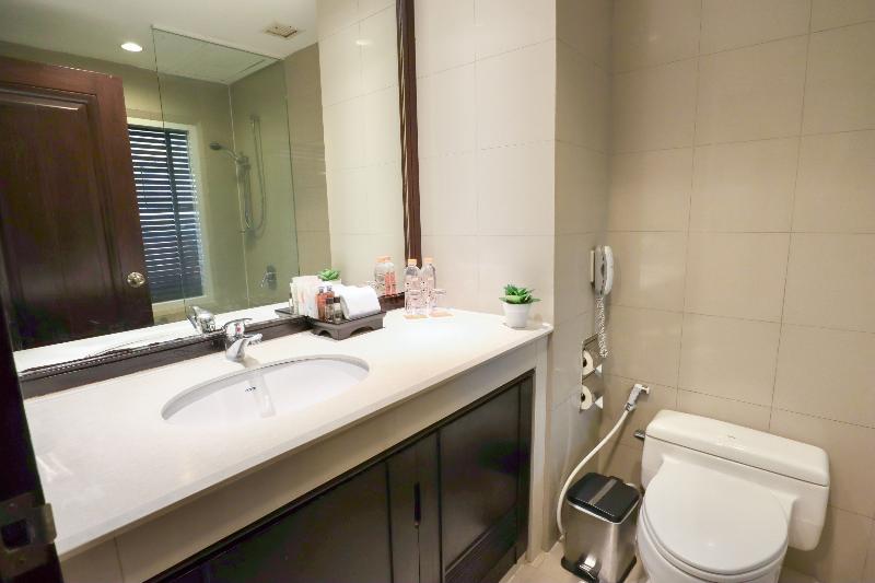 Bandara Suites Silom - Oda