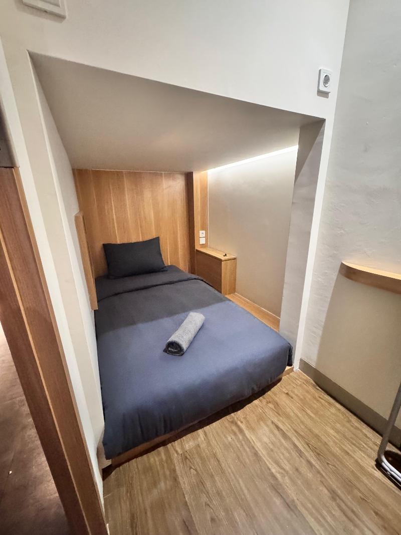 Althia Capsule Quarters - Oda